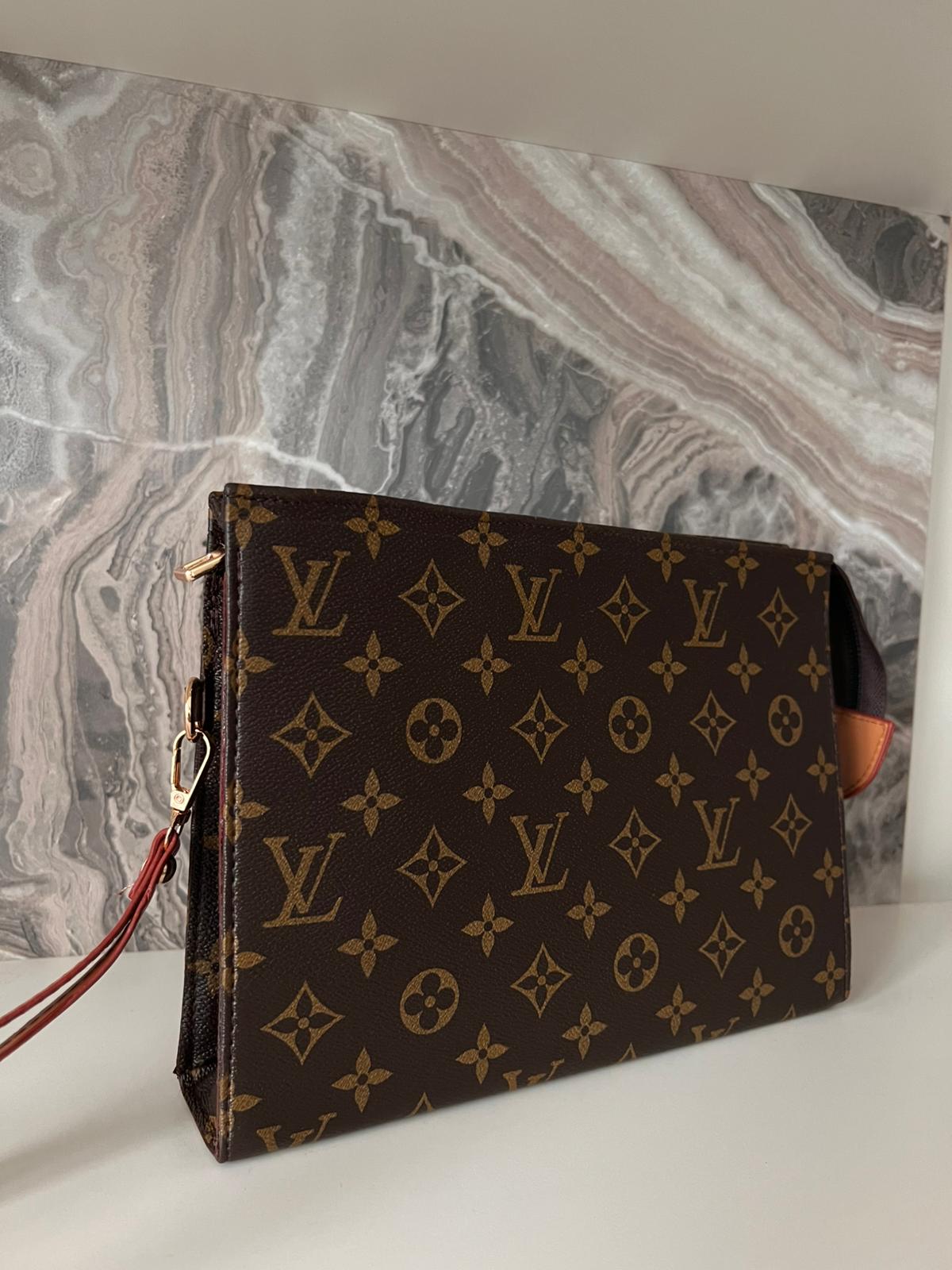 LV CLUTCH KAHVE